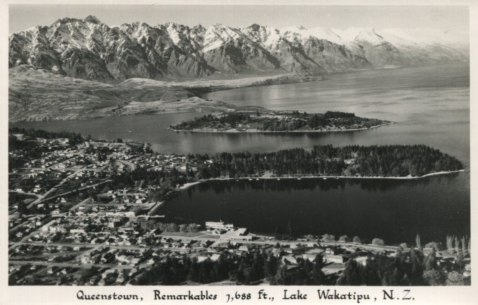 Queenstown-The Remarkables & Lake Wakatipu (1)